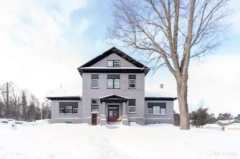 Exterior - 885 N Westwood, Ishpeming, MI 49849 photo 5 of 7