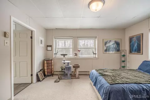 Bedroom - 885 N Westwood, Ishpeming, MI 49849 photo 2 of 5