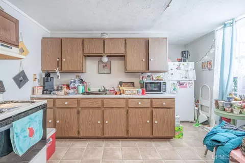 Kitchen - 885 N Westwood, Ishpeming, MI 49849 photo 3 of 13