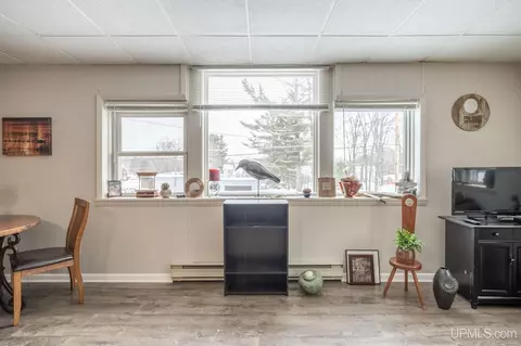 Living - 885 N Westwood, Ishpeming, MI 49849 photo 1 of 5