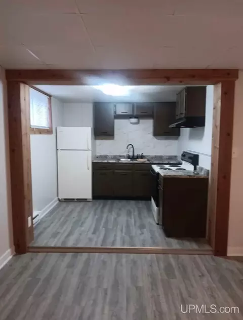 Kitchen - 885 N Westwood, Ishpeming, MI 49849 photo 8 of 13