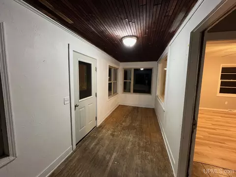 800 E D, Iron Mountain, MI 49801 photo 22