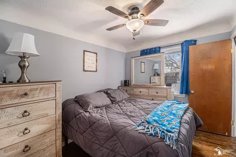Bedroom - 17803 Valade, Riverview, MI 48193 photo 1 of 2