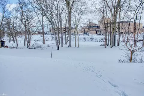1109 Harding, Owosso, MI 48867 photo 29