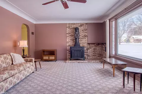 1109 Harding, Owosso, MI 48867 photo 6