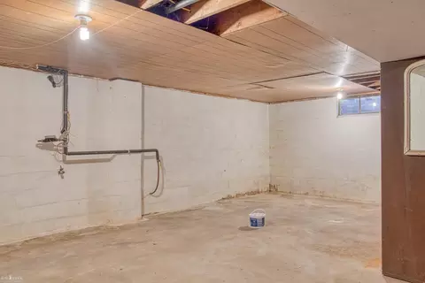 1109 Harding, Owosso, MI 48867 photo 24