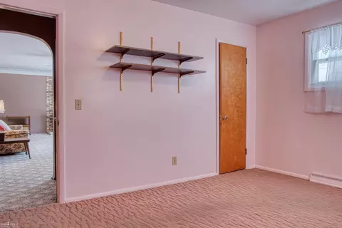 1109 Harding, Owosso, MI 48867 photo 14