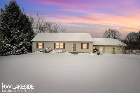3950 Kidder, Almont, MI 48003