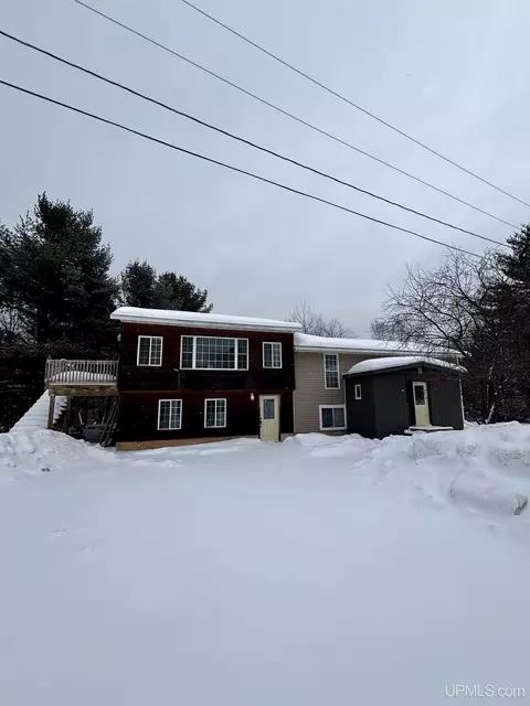 121 Truscott, Negaunee, MI 49866