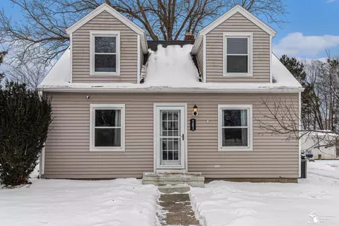 101 Bartlett, Clinton, MI 49236