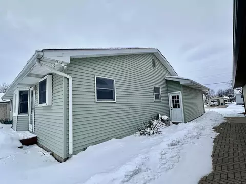 7599 Colony, Clay, MI 48001 photo 2