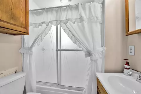1612 Ann, Carleton, MI 48117 photo 13