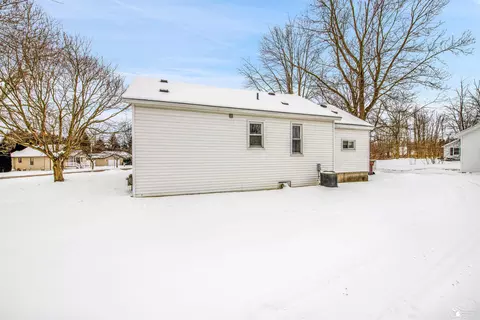 1612 Ann, Carleton, MI 48117 photo 24