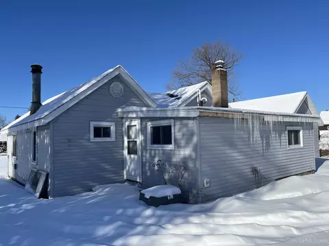 2880 18th, Escanaba, MI 49829 photo 46