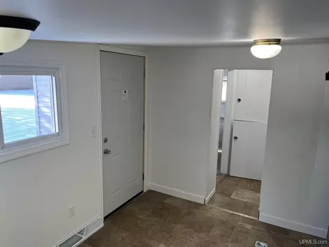 2880 18th, Escanaba, MI 49829 photo 33