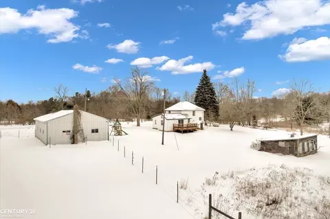 6178 E 86th St, Newaygo, MI 49337 photo 5