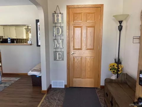 1202 Hancock, Wakefield, MI 49968 photo 4