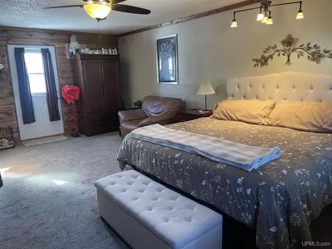 1202 Hancock, Wakefield, MI 49968 photo 15