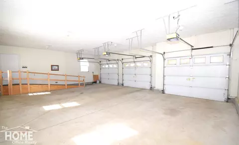 2020 E Wilkinson, Owosso, MI 48867 photo 4