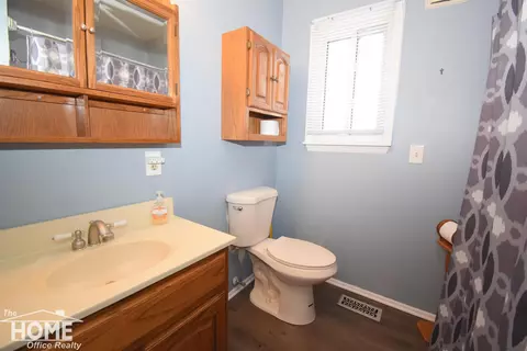 2020 E Wilkinson, Owosso, MI 48867 photo 14
