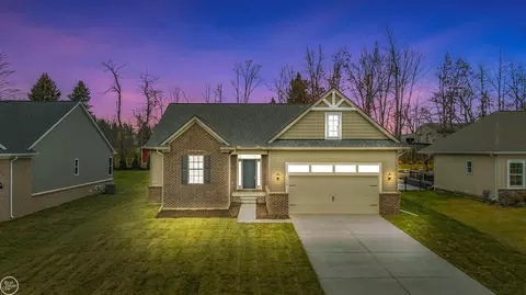7958 Jordan, Waterford, MI 48327