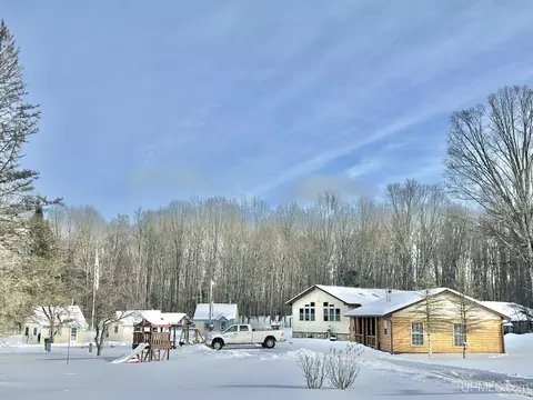 N12178 State Hwy M95, Channing, MI 49815
