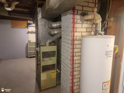 Other - 936 Johnson, Flint, MI 48532 photo 8 of 8