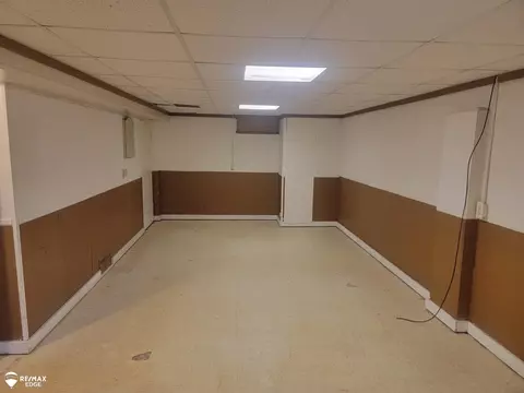 Other - 936 Johnson, Flint, MI 48532 photo 5 of 8