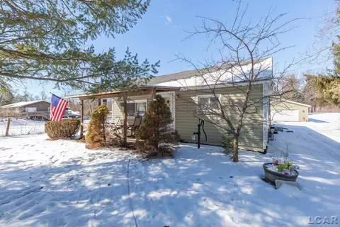 2720 Carson, Adrian, MI 49221