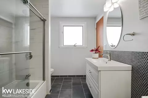 14111 Ivanhoe, Warren, MI 48088 photo 24