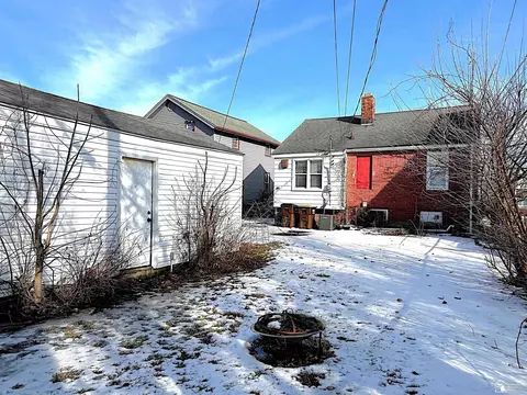 Exterior - 643 Michigan, Monroe, MI 48162 photo 3 of 4