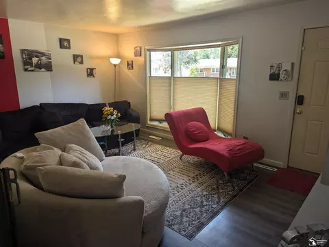 Living - 918 Lavender, Monroe, MI 48162 photo 2 of 2