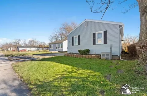 411 Railroad, Monroe, MI 48161