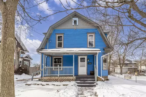 1240 Greenwood, Jackson, MI 49203