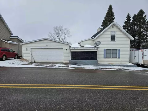 168 Saginaw, Ishpeming, MI 49849