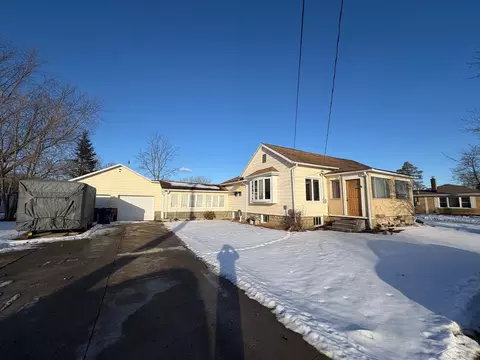 565 N N Riv, Saginaw, MI 48609