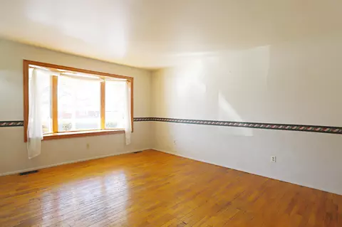 3072 Field, Clio, MI 48420 photo 4