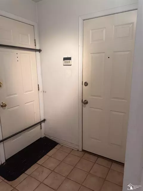 Entry Way - 22980 Goddard, Taylor, MI 48180 photo 3 of 4