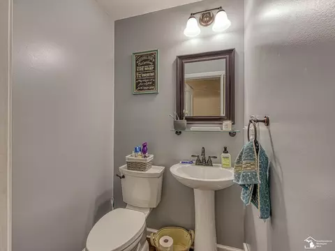 Bath - 151 Crampton, Monroe, MI 48162 photo 3 of 3