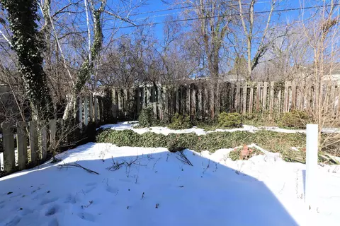 Exterior - 332 Westcombe, Flint, MI 48501 photo 5 of 7
