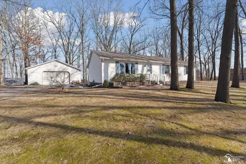 4135 Ogden, Adrian, MI 49221