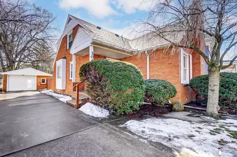 304 Lavender, Monroe, MI 48162 photo 3