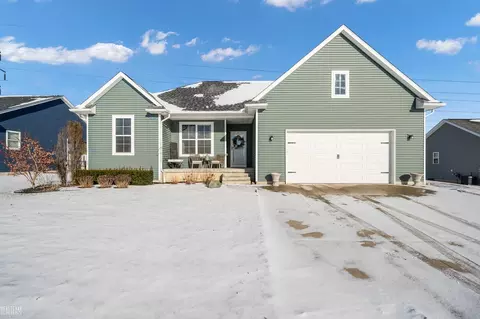 7831 Yorkshire, Almont, MI 48003