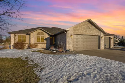 2545 Liney, Kawkawlin, MI 48631