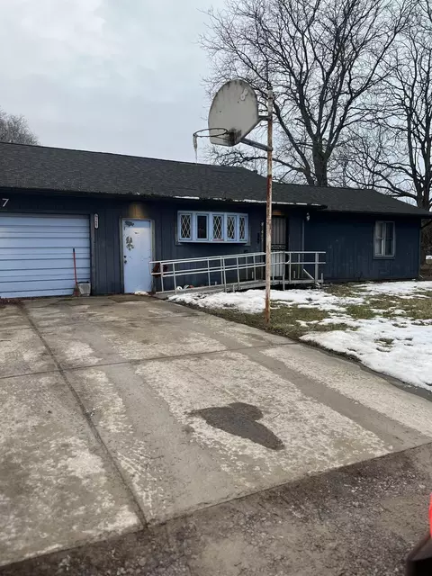 3447 Barth Street, Flint, MI 48504 photo 3