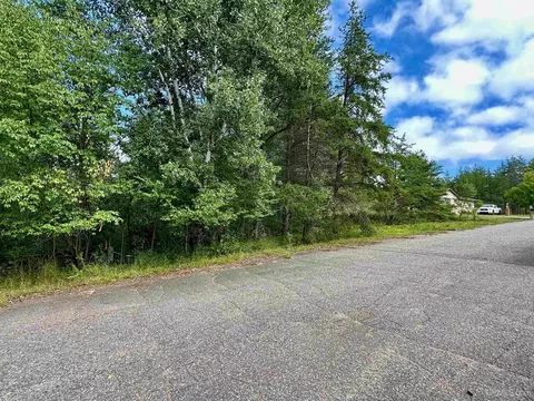 9 Southwoods, Ishpeming, MI 49849