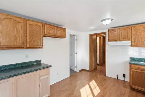 Entry Way - 471 Walnut, Mount Morris, MI 48458 photo 2 of 2