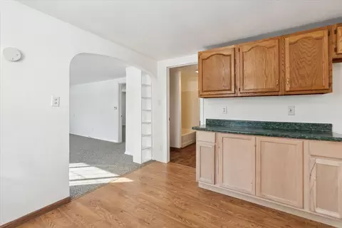 Entry Way - 471 Walnut, Mount Morris, MI 48458 photo 1 of 2