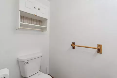 Bath - 471 Walnut, Mount Morris, MI 48458 photo 3 of 4