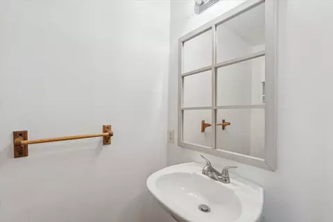 Bath - 471 Walnut, Mount Morris, MI 48458 photo 4 of 4